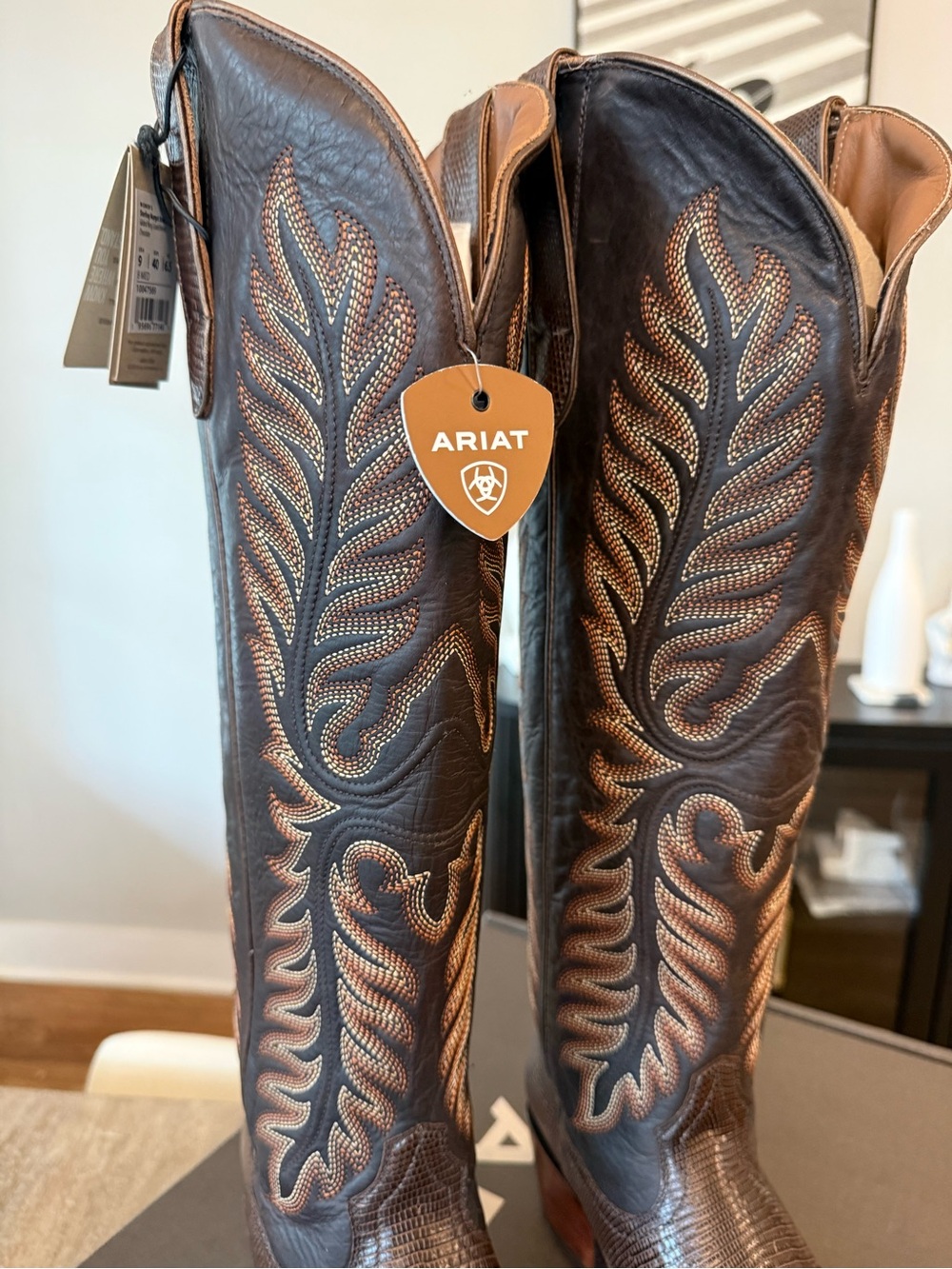 NWT Ariat Chocolate Brown Embossed Lizard-Texture Knee-High Western Boot SZ 9 - Picture 9 of 16